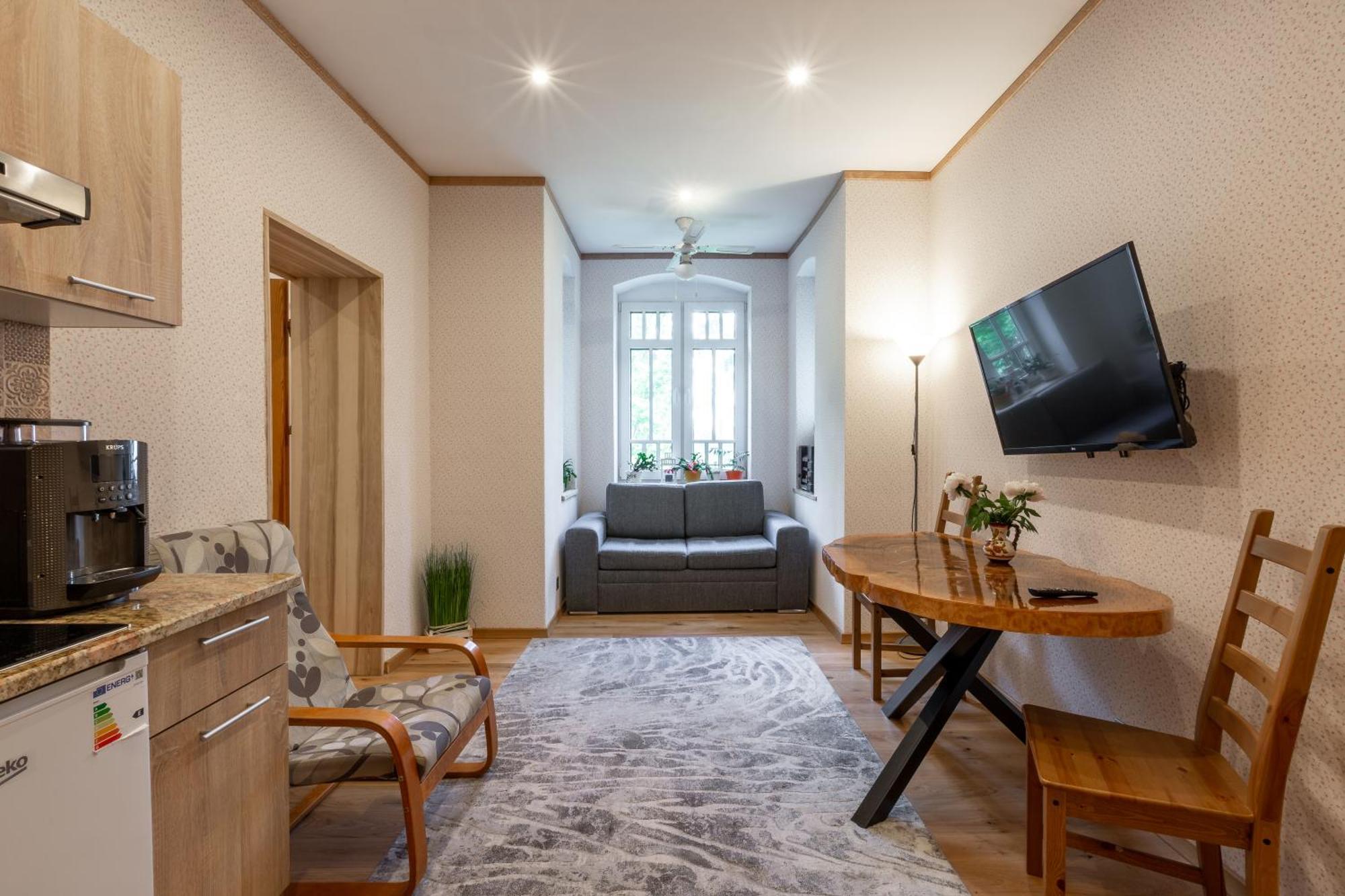Apartamenty Pod Skocznia Karpacz Bilik gambar
