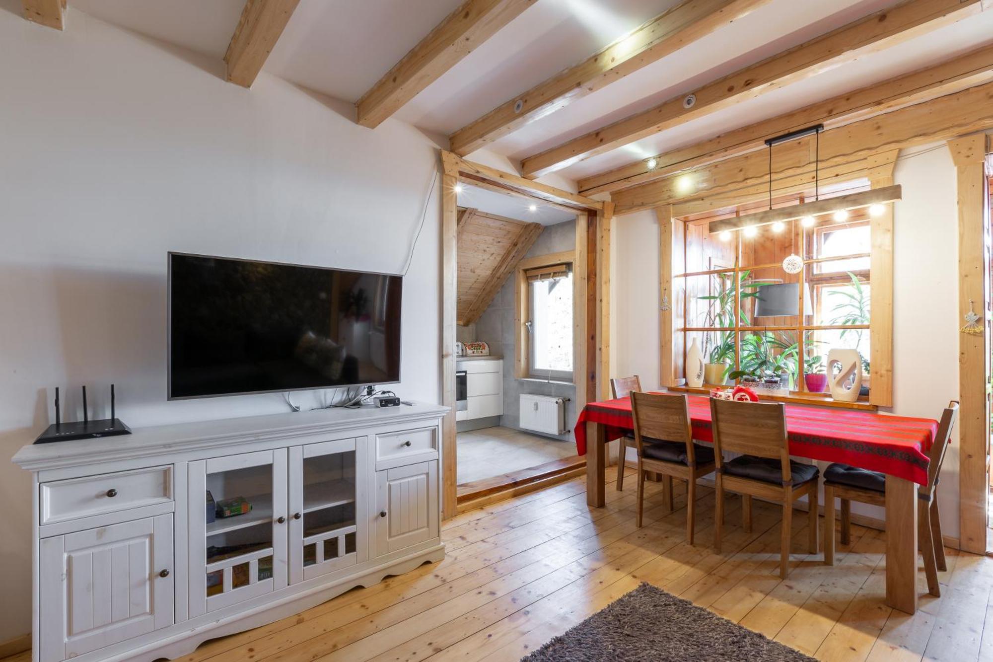 Apartamenty Pod Skocznia Karpacz Bilik gambar