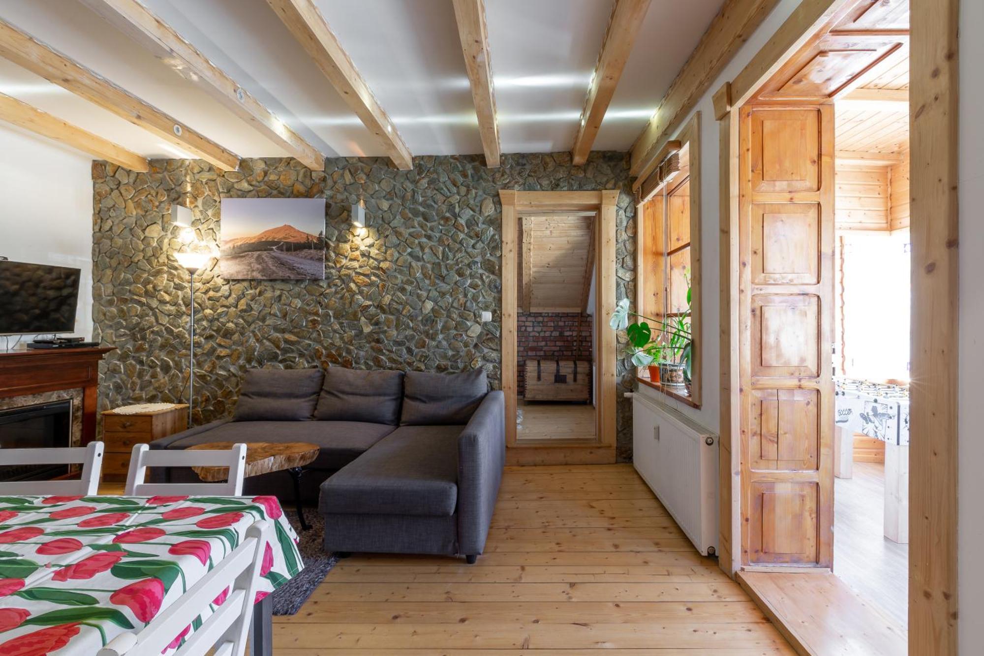Apartamenty Pod Skocznia Karpacz Bilik gambar